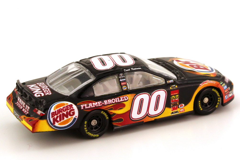 Foto 1:87 Toyota Camry NASCAR 2007 Michal Waltrip Racing, Burger King Nr.00, David Reutimann Winners Circle 64519