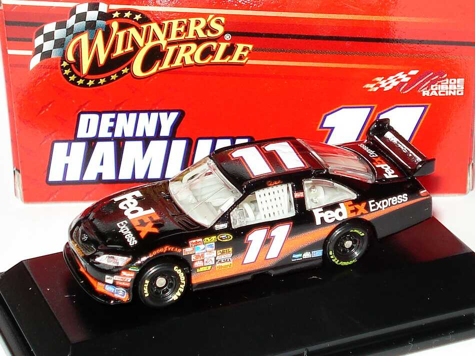 Foto 1:87 Toyota Camry NASCAR 2008 Joe Gibbs Racing, FedEx Nr.11, Denny Hamlin Winners Circle 70531