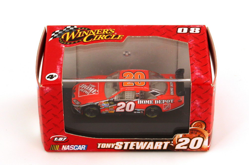 Foto 1:87 Toyota Camry NASCAR 2008 Joe Gibbs Racing, Home Depot Nr.20, Tony Stewart Winners Circle 70528