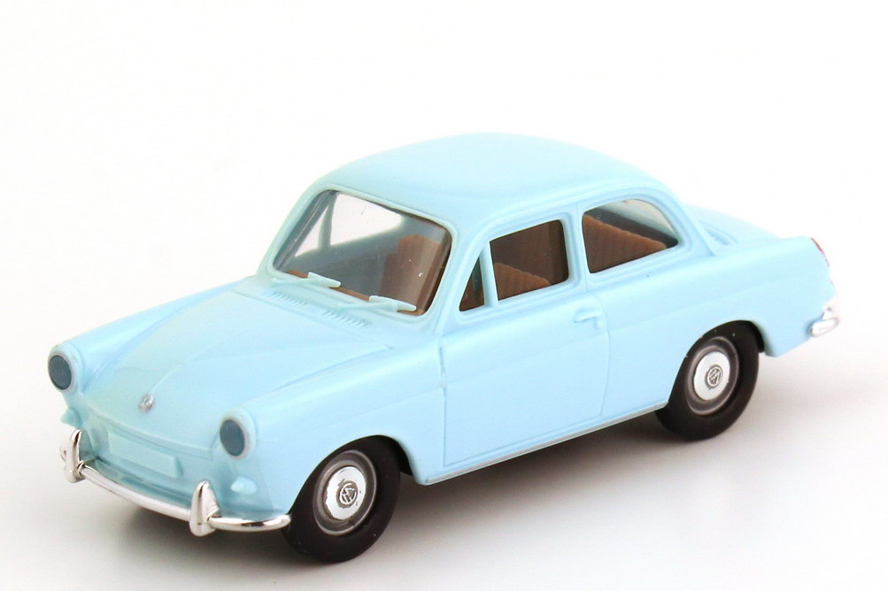 Foto 1:87 VW 1500 Limousine hell-blau Brekina 26002