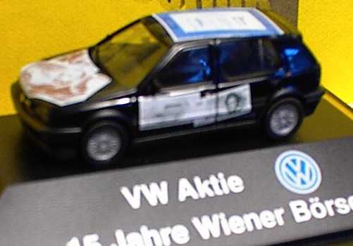 Foto 1:87 VW Golf III 4türig Design Banknoten und Aktie (Modellbau 1993 Wien) herpa