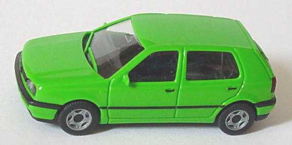 Foto 1:87 VW Golf III GL 4türig lindgrün herpa 021098