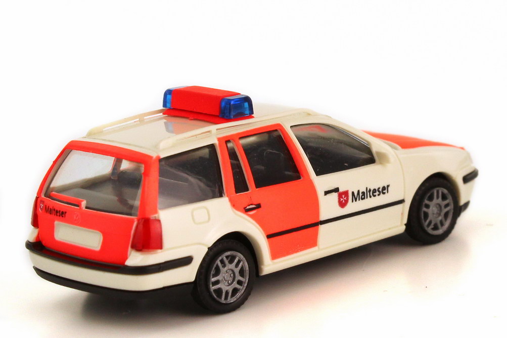 Foto 1:87 VW Golf IV Variant Malteser weiß/tagesleuchtrot AMW/AWM 72007