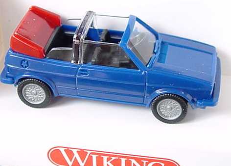 Foto 1:87 VW Golf I Cabrio blau Wiking 0460218