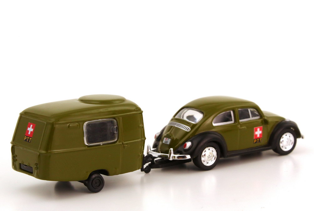 Foto 1:87 VW Käfer 1300 mit Hymer Eriba Puck Wohnanhänger PTT olivgrün Post Schweiz Schuco