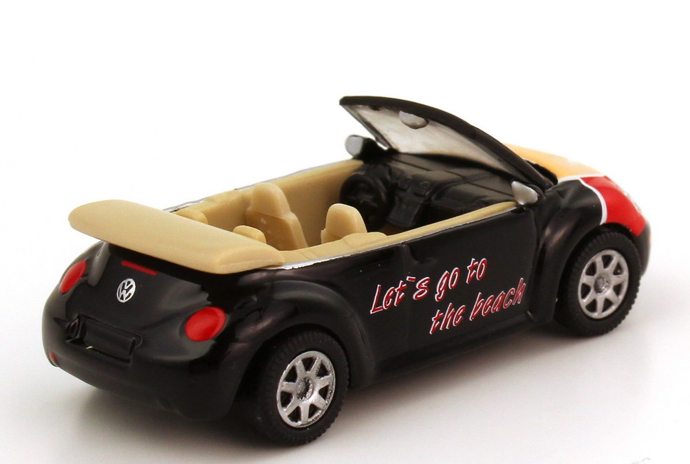 Foto 1:87 VW New Beetle Cabrio Lets go to the beach - Schuco 25078