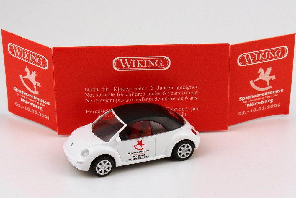 Foto 1:87 VW New Beetle Cabrio geschlossen Spielwarenmesse / Internation Toy Fair 2004 Wiking
