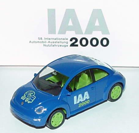 Foto 1:87 VW New Beetle blau/grün IAA 2000 Wiking 03506