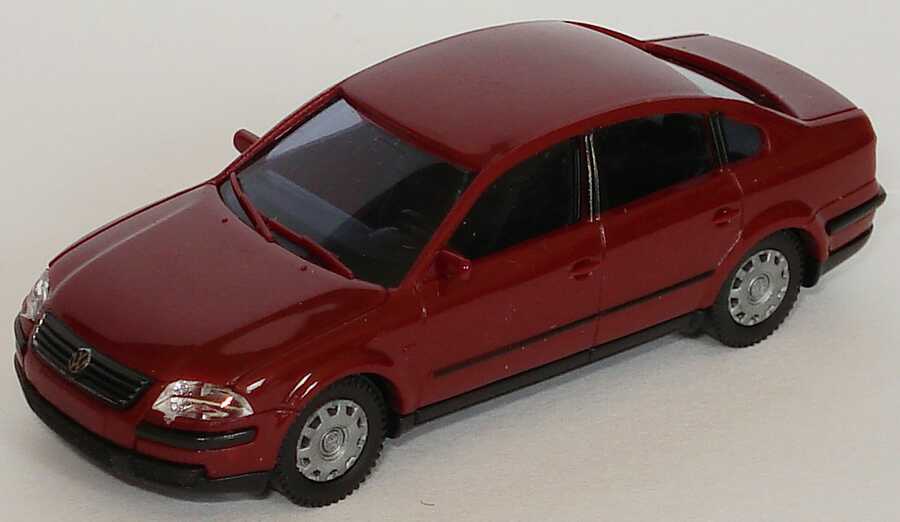 Foto 1:87 VW Passat 2001 weinrot AMW/AWM 0850