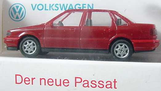 Foto 1:87 VW Passat ´94 altrot Der neue Passat Werbemodell Wiking
