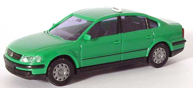 Foto 1:87 VW Passat ´97 Fahrschule grün AMW/AWM