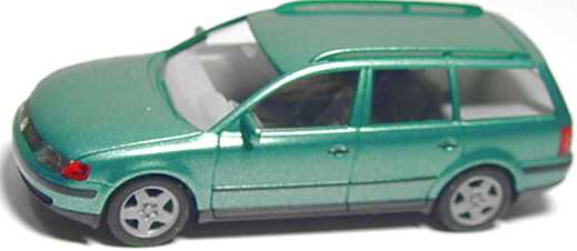 Foto 1:87 VW Passat ´97 Variant grün-met. herpa 032223