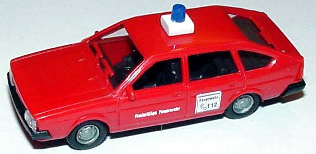 Foto 1:87 VW Passat II Fließheck Freiwillige Feuerwehr rot euromodell