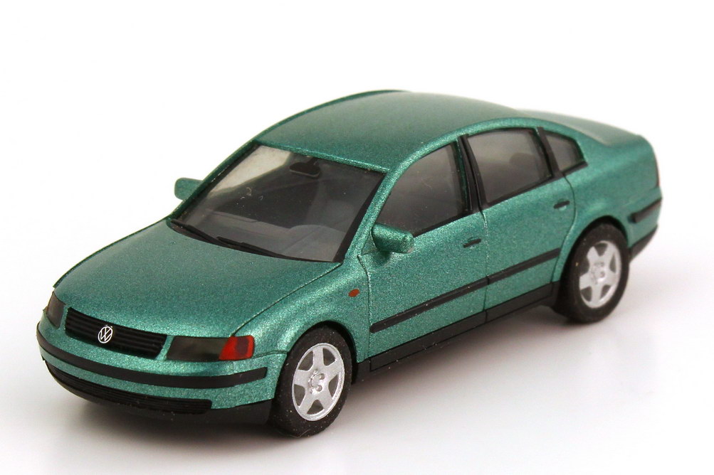 Foto 1:87 VW Passat (Typ B5) electronic-grün-met. (Brillant-Serie) herpa 101233