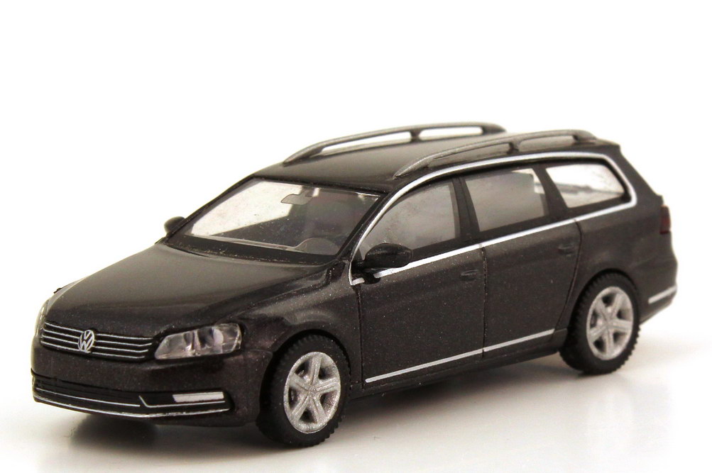 Foto 1:87 VW Passat Variant (Typ B7) 2010 mocca-anthrazit-perleffekt Wiking 3AF099301C8Z