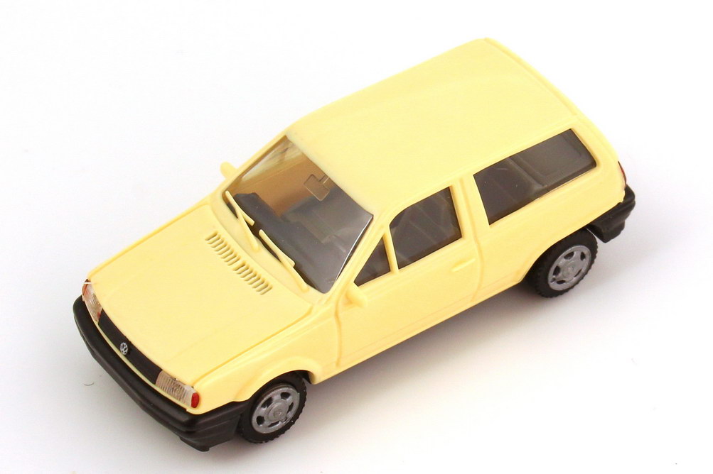 Foto 1:87 VW Polo II Steilheck (Typ 86C) hellelfenbein AMW/AWM 0040