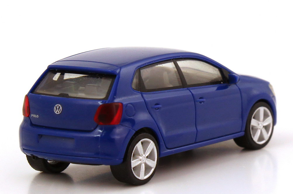 Foto 1:87 VW Polo V (Typ 6R) 2009 4türig meerblau herpa 024211