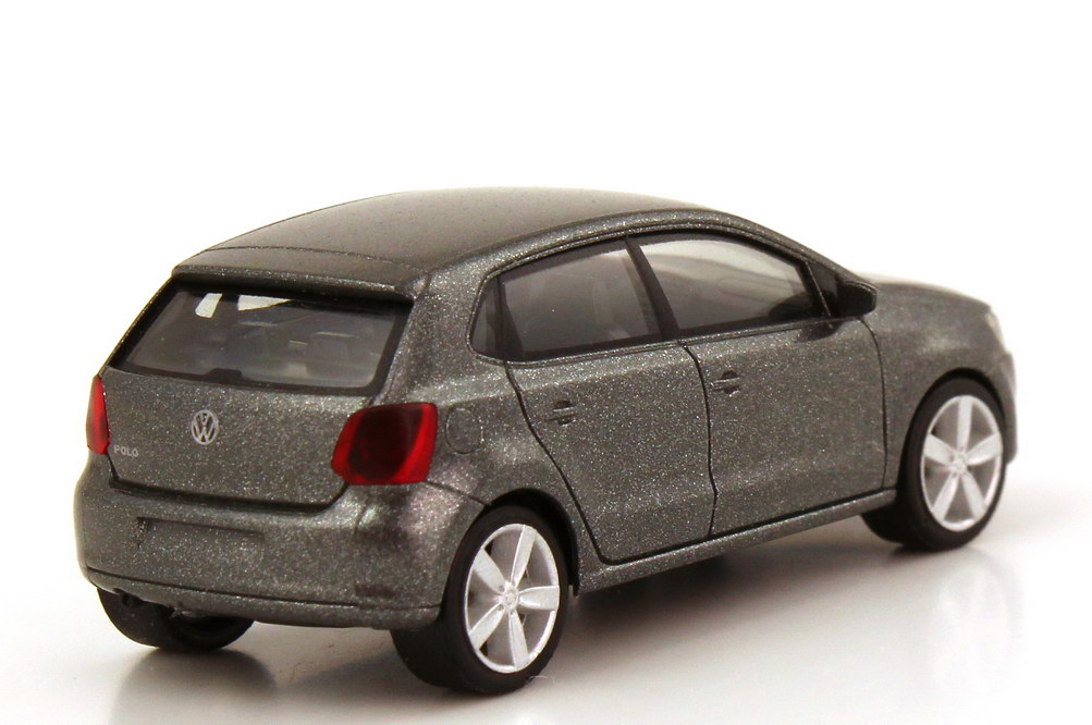 Foto 1:87 VW Polo V (Typ 6R) 2009 4türig pepper-grey-met. herpa 034210