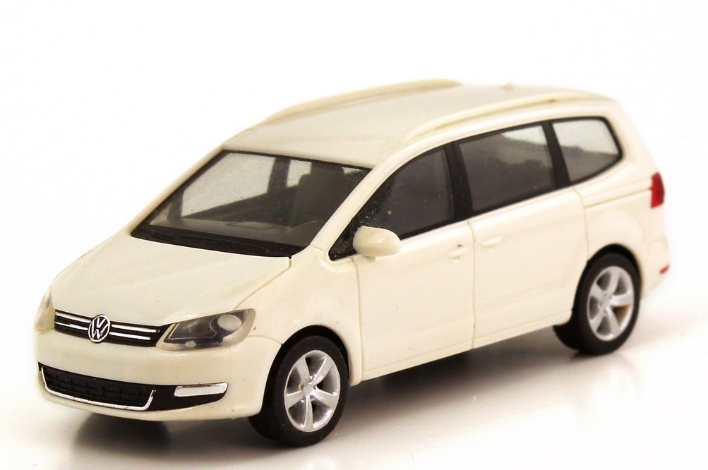 Foto 1:87 VW Sharan II (Typ 7N) 2010 candyweiß herpa 7M0099301B9A