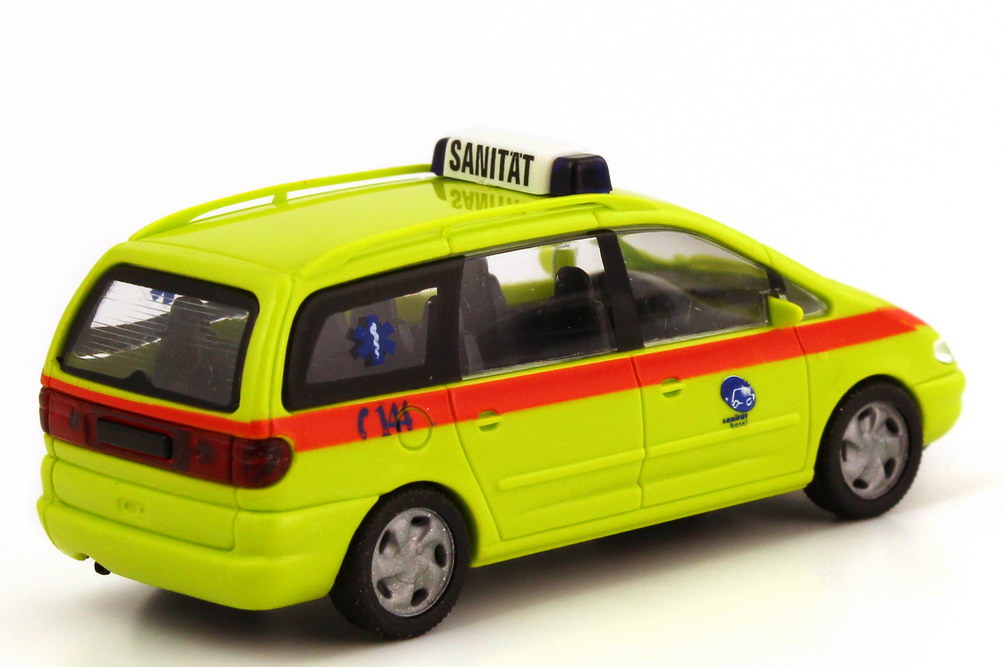 Foto 1:87 VW Sharan I (Typ 7M) Notarzt Sanität Basel (Rettungswagen Schweiz) Rietze 50763