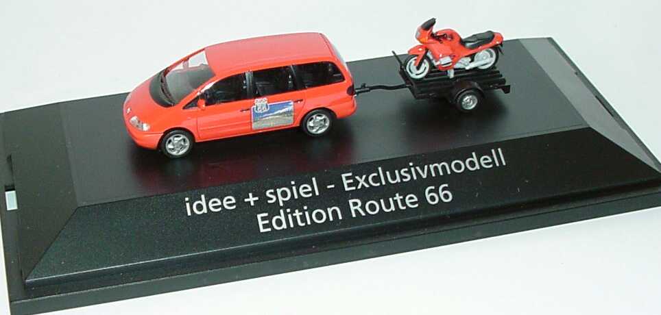 Foto 1:87 VW Sharan mit Anhänger und BMW R 1100 RS Route 66 herpa 178716