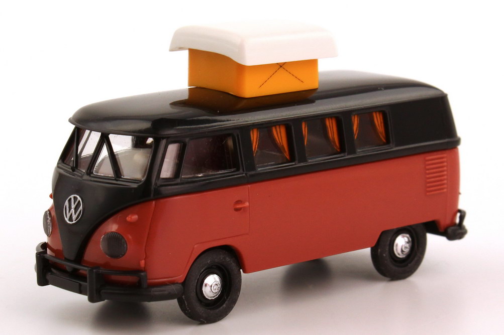 Foto 1:87 VW T1 (T1b Export) Camping-Bus Camper Hubdach ausgestellt siegellack-rot/schwarz Brekina 31514
