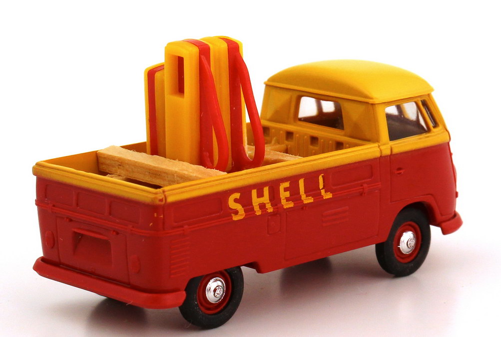 Foto 1:87 VW T1 (T1b) Pritsche Shell mit Zapfsäulen als Ladung Brekina 32923