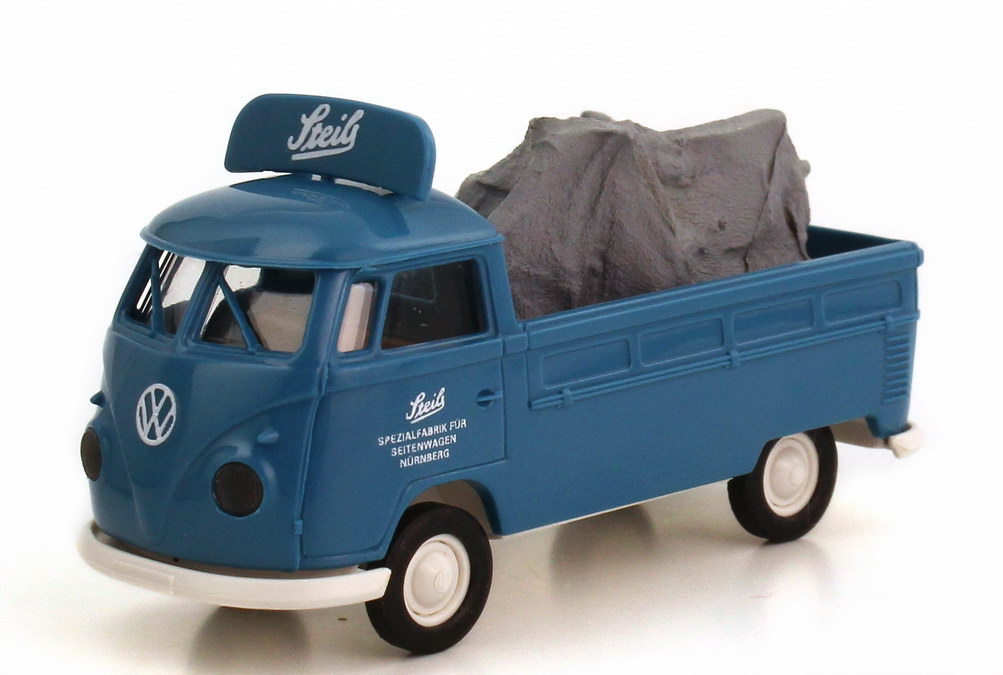 Foto 1:87 VW T1 (T1b) Pritsche Steib mit abgedecktem Motorrad-Gespann Brekina 32925