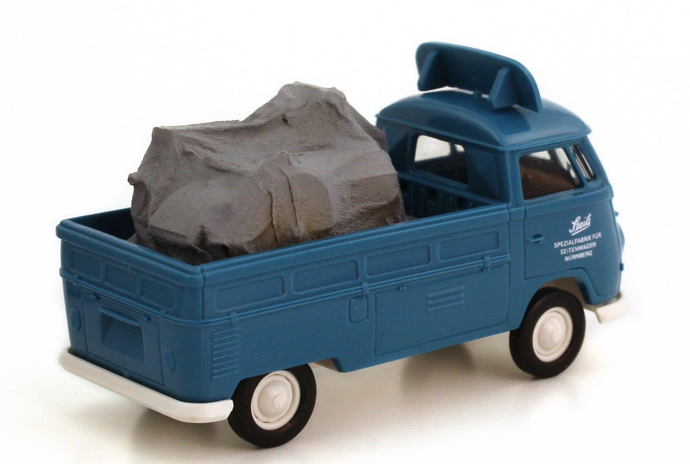 Foto 1:87 VW T1 (T1b) Pritsche Steib mit abgedecktem Motorrad-Gespann Brekina 32925