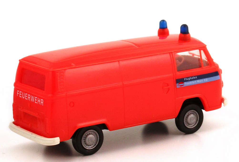 Foto 1:87 VW T2 (T2b) Kasten Feuerwehr Flughafen Frankfurt Main AG Brekina 3353