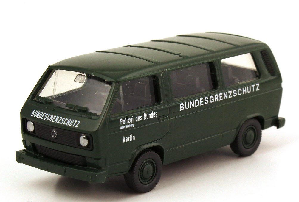 Foto 1:87 VW T3 Bus BGS Bundesgrenzschutz Berlin Polizei des Bundes Info/Werbung Roco Minitanks 546