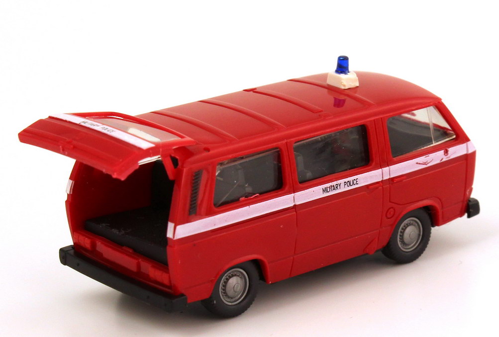 Foto 1:87 VW T3 Bus US Army Military Police rot Roco Minitanks AusSet814