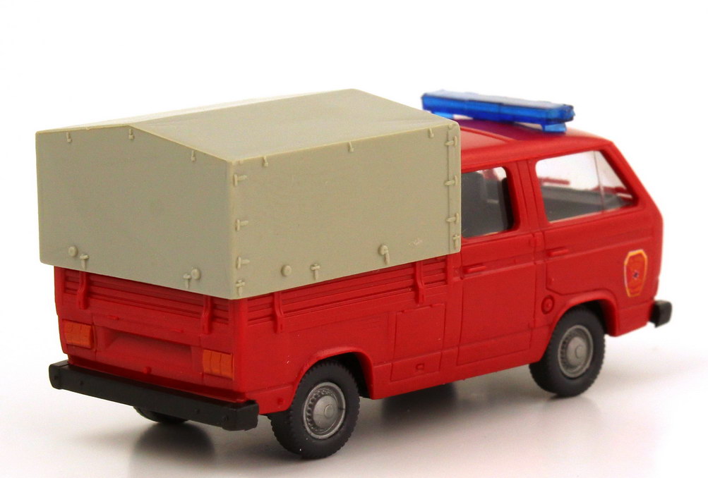 Foto 1:87 VW T3 Doka Pritsche/Plane US Army Fire Department rot Roco Minitanks AusSet597