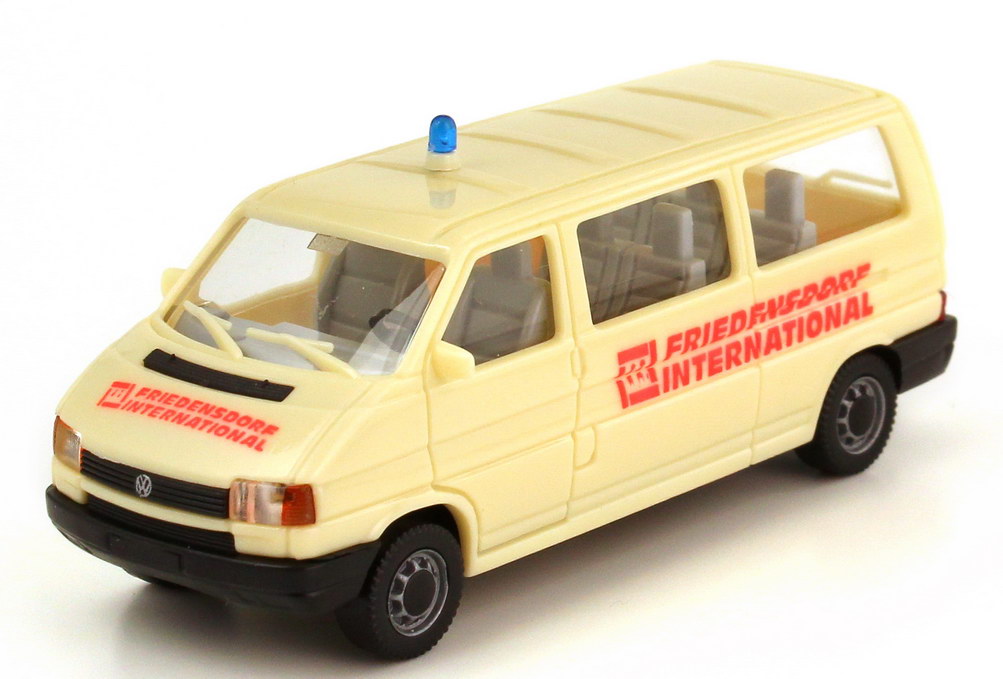 Foto 1:87 VW T4 Bus lang MTW Friedensdorf International, Krankenwagen AMW/AWM 9808