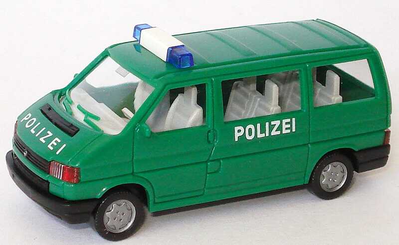 Foto 1:87 VW T4 Caravelle Polizei grün Wiking 109