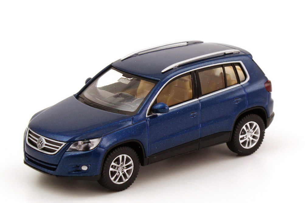 VW Tiguan, metallic-blau, 2015, Modellauto, Fertigmodell, Herpa 1