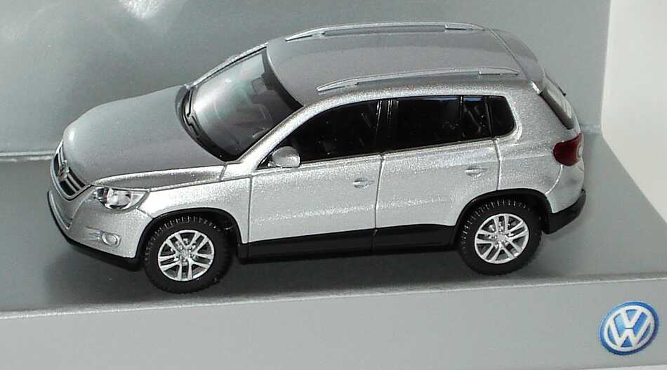 NOREV 319001 VW Tiguan weiss - Showroom Maßstab 1:64 Modellauto NEU!° EUR  8,99 - PicClick FR