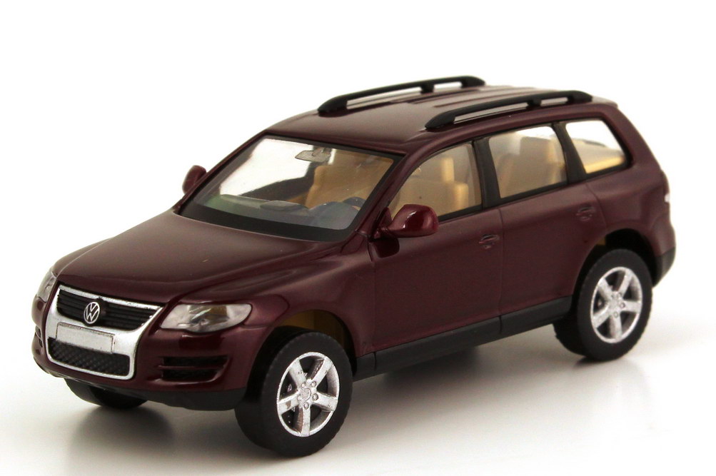 Foto 1:87 VW Touareg I Facelift (Typ 7L GP) sierrarot-perleffekt Wiking 06040
