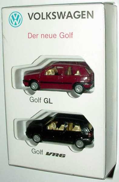Foto 1:87 Volkswagen Der neue Golf (VW Golf III GL 4türig dunkelviolett + VW Golf III VR6 2türig schwarz) Wiking