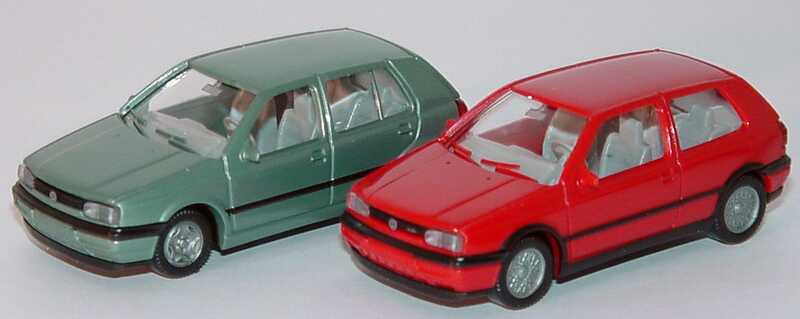 Foto 1:87 Volkswagen Der neue Golf (VW Golf III GL 4türig silbergrün-met. + VW Golf III GTI 2türig rot) Werbemodell Wiking