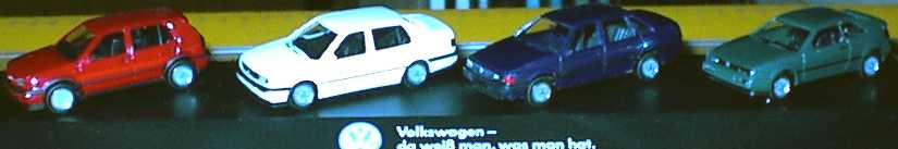 Foto 1:87 Volkswagen  PKW Edition Nr.2 (Golf VR6 4türig rot-met. + Vento GL weiß + Passat blau-met. + Corrado grünmet.) herpa
