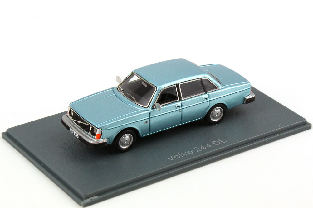 Foto 1:87 Volvo 244 DL blau-met. - 1 of 500 NEO Scale Models 87423