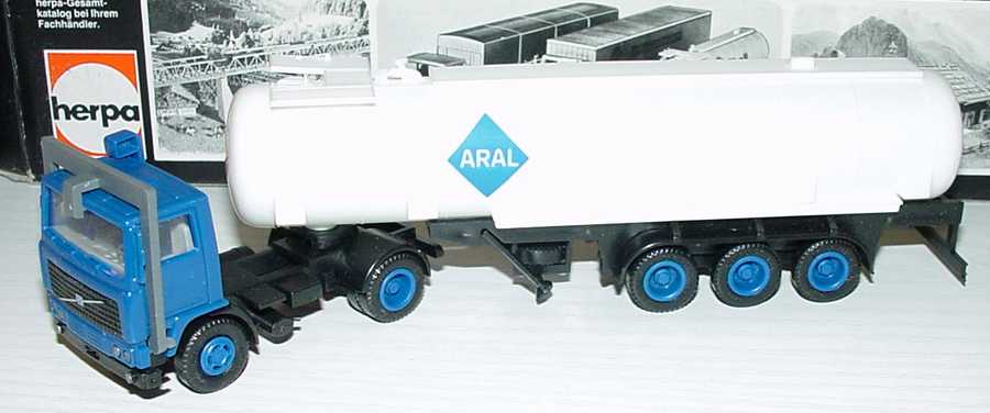 Foto 1:87 Volvo F10 (K) TSzg 2/3 Aral (Spiegel fest) herpa 800200