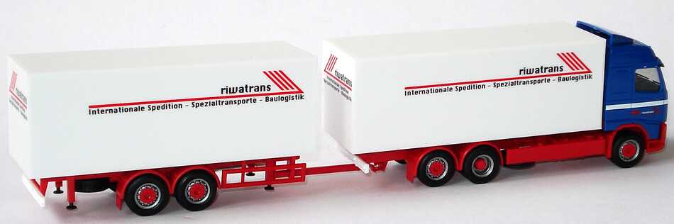 Foto 1:87 Volvo FH 16 Facelift Globetrotter XL TanKoHgz 3/2 Riwatrans herpa 152785