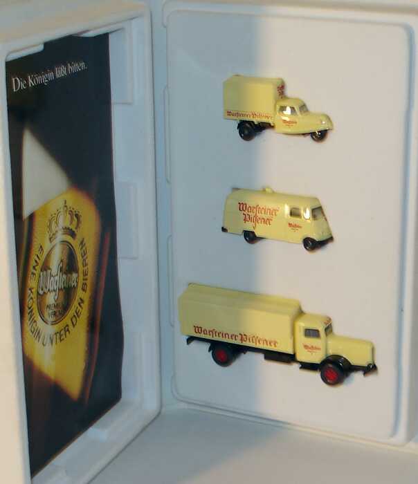 Foto 1:87 Warsteiner Historical Motoring 1. Modell-Edition (Goliath Goli Dreirad + Mercedes-Benz L 319 Kasten + Büssing 8000 2a PP-Lkw in Videohülle) Wiking