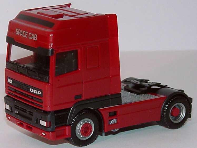Foto 1:87 Zugmaschinen-Edition DAF (DAF 3300 SC orange + DAF 95 SC rot + DAF 95 SSC weinrot) herpa 186179