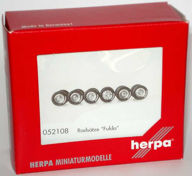 Foto 1:87 herpa Lkw-Radsatz Fulda für 6 Achsen herpa 052108