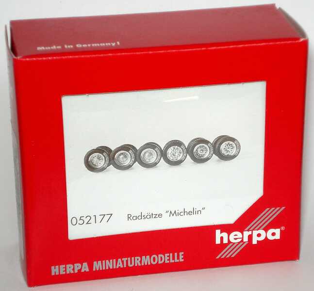 Foto 1:87 herpa Lkw-Radsatz Michelin für 6 Achsen herpa 052177