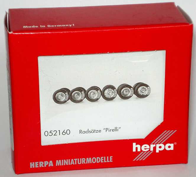 Foto 1:87 herpa Lkw-Radsatz Pirelli für 6 Achsen herpa 052160