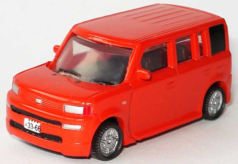 Foto 1:90 Toyota bB 1.5Z Xversion / Scion xB (2003) rotorange Furuta T214
